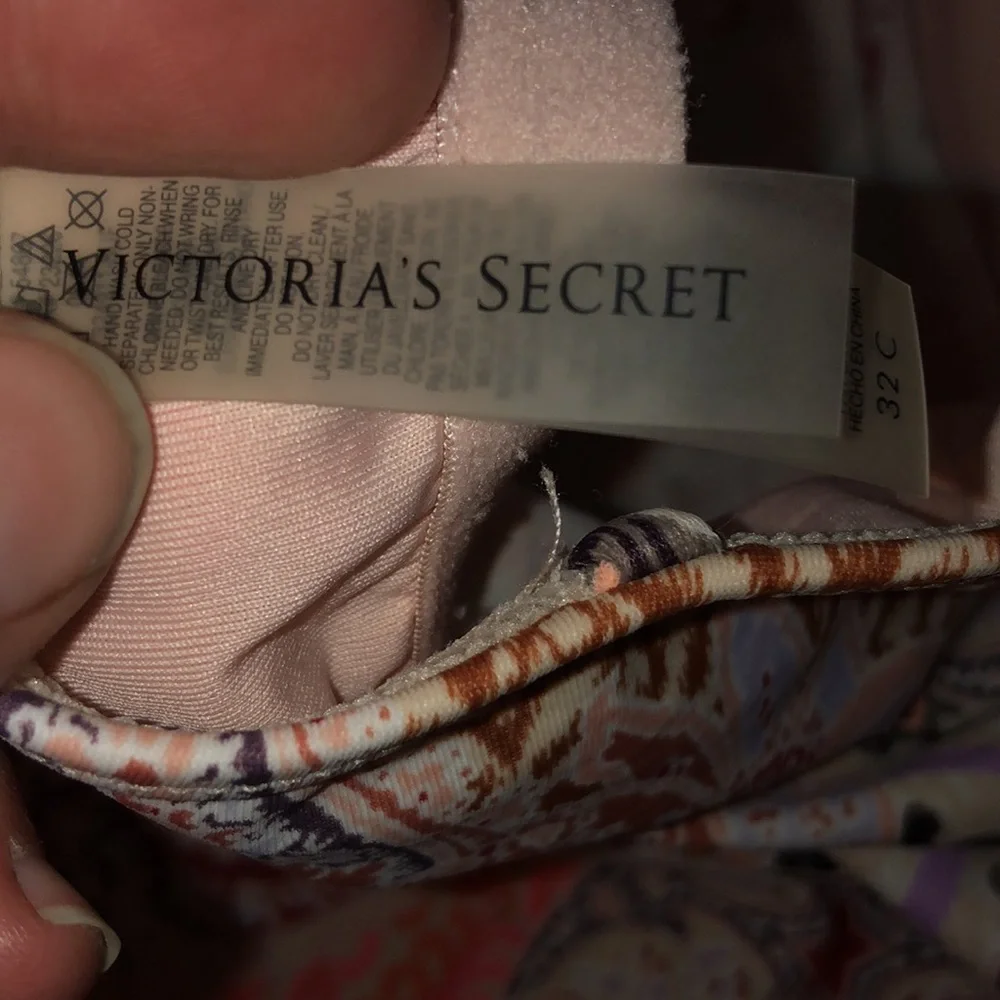 Victoria's Secret Bikini swim suit Colorful print no bottoms long top size 32C​​ - Picture 7 of 10